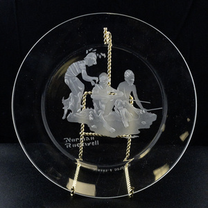lot 192 image: Set of 22 Norman Rockwell 8in Collectible Dessert Plates by Arcroc France