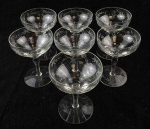 lot 195 image: Marion Glass Etched Low Sherbet Stemware