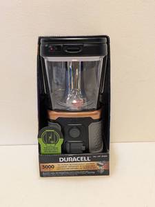 lot 38 image: DURACELL TRI-POWER RECHARGEABLE LANTERN (3000 LUMENS)