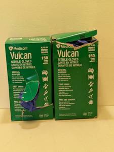 lot 89 image: (2) MEDICOM VULCAN GENERAL PURPOSE INDIGO COLOUR NITRILE GLOVES
