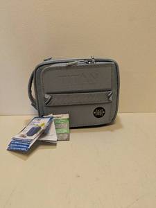 lot 102 image: TITAN EXPANDABLE LUNCH BOX