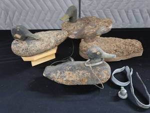 lot 21 image: 4 CORK DUCK DECOYS