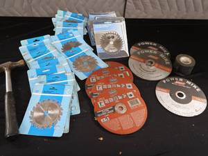 lot 27 image: NEW CUTTING AND GRINDIG WHEELS