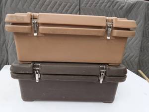 lot 81 image: 2 CAMBRO FOOD WARMER BOXS