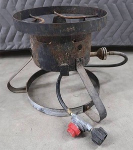 lot 89 image: PORTABLE PROPANE BURNER