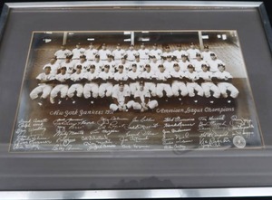 RARE NEW YORK YANKEES 1951 SIGNED PHOTO