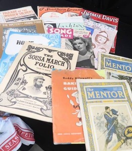 lot 122 image: ANTIQUE  VINTAGE MAGAZINES AND SHEETMUSIC