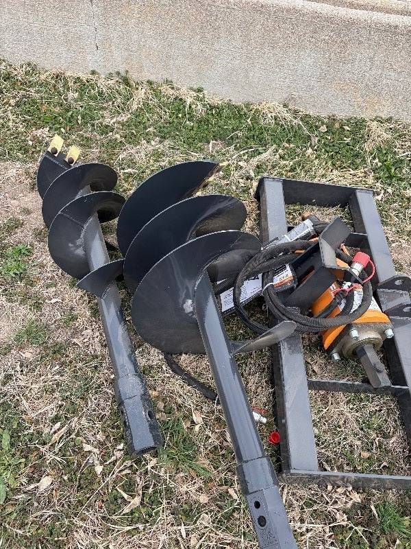 Unused 2026 Skid Steer Auger Drive & Bit Attachment ADB-13-1218R