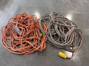 lot 318 image: Two 12 AWG Electrical Extension Cords