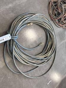 lot 319 image: Heavy Duty All-Weather 10 AWG Drop Cord, Estimated 100 Feet