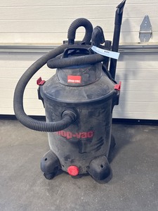lot 272 image: Shop-Vac WetDry Vacuum