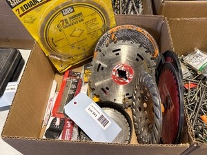 lot 341 image: Box Lot of Assorted Saw Blades and Accessories, Including 7in Diamond Sawblade