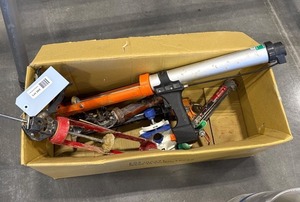 lot 360 image: Various Caulking Guns