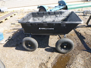 lot 5 image: Gorilla Carts Poly Dump Cart