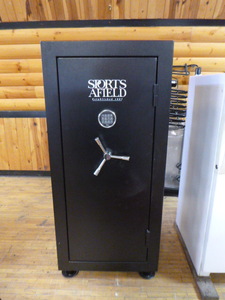 lot 16 image: Sports Afield Gun Safe