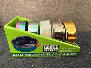 lot 71 image: 5ct of Glass Ashtrays