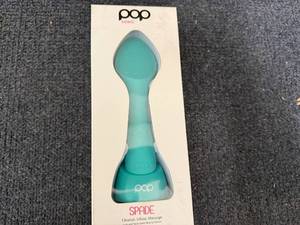 lot 81 image: Pop Sonic Spade Facial Cleanser