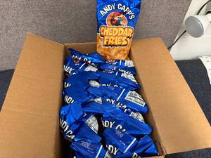 lot 158 image: 12 Bags of Andy Capps Cheddar Fries