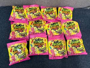 lot 161 image: 12 Packs of Sour Patch Lemonade