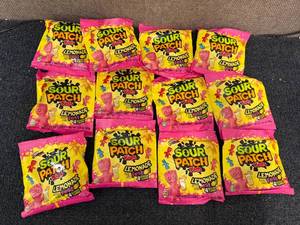 lot 162 image: 12 Packs of Sour Patch Lemonade