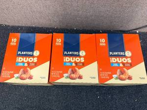 lot 195 image: 3 Packs of Planters Duos