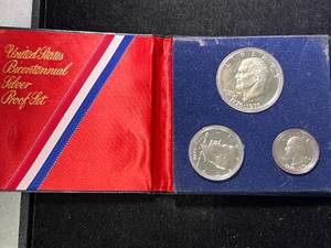 lot 87 image: 1976 US BICENTENNIAL SILVER PROOF SET