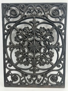 lot 46 image: Ornate Cast Iron Decorative Grate or Wall Plaque