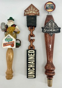 lot 84 image: Set of 3 Summit Brewing Tap Handles Including Oktoberfest and Unchained