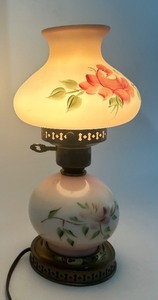 lot 131 image: Vintage Hand-Painted Glass Hurricane Table Lamp with Floral Design