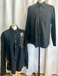 lot 143 image: Set of 2 Roar Long Sleeve Button Up Shirts with Embroidery XL