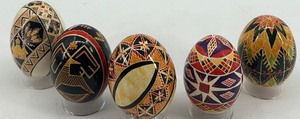 lot 170 image: Set of 5 Ukrainian Pysanka Hand-Painted Eggs