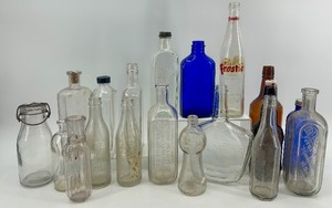 lot 180 image: Collection of 18 Vintage and Antique Glass Bottles Assorted Colors and Shapes
