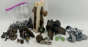 lot 308 image: Mixed Lot of Vintage Door Knobs, Lock Sets, and Drawer Pulls
