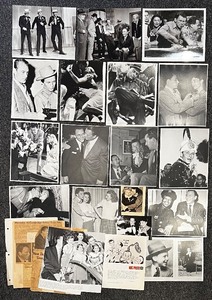 lot 205 image: Collection of Vintage Frank Sinatra Black and White Photographs and Clippings