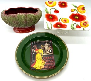 lot 341 image: Set of 3 Decorative Tableware Pieces - Floral Vase, Poppy Cake Stand, Vintage Espresso Plate