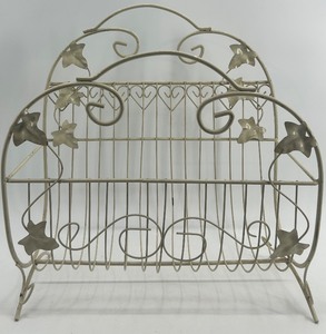 lot 369 image: Vintage Metal Magazine Rack with Leaf Accents