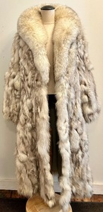 lot 2A image: Jacques Saint Laurent Full-Length Fur Coat