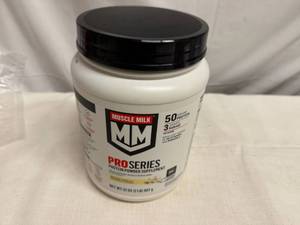 lot 109 image: 2bs Muscle Milk Pro Series Protein Powder-Vanilla