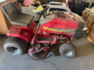 Murray 18HP 46'" Riding Lawnmower