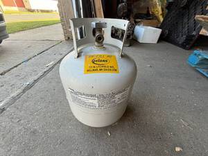 lot 10 image: 20lb Propane Tank with Connection