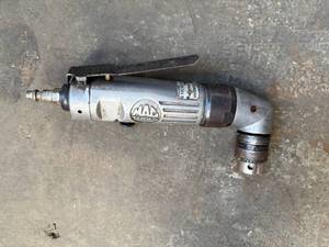 lot 20 image: Mac Tools Air Angle Drill