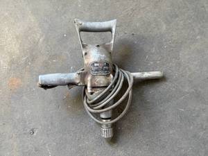 lot 36 image: Black & Decker 12 Drill
