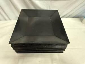 lot 64 image: 15x 14 Platters-(not glass)