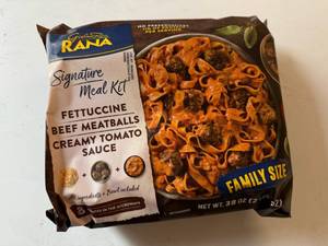 lot 446 image: EE. Fettuccine Beef Meatballs Creamy Tomato Sauce