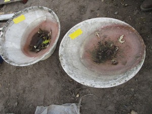 lot 127 image: Tipsy Bird Baths