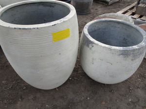 lot 128 image: Porch Planters