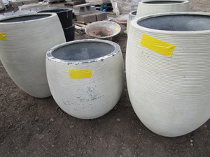 lot 129 image: Porch Planters