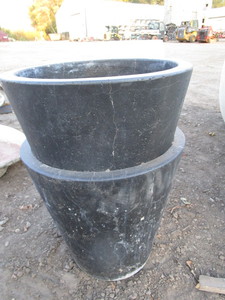 lot 126 image: Planters