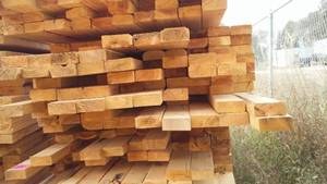 lot 20 image: Cull Lumber 2 x 4 (Approx 75).