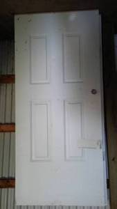 lot 420 image: Bayer Metal 4 Panel Exterior Door, 36 in.